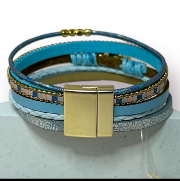 Multi-Line Faux Leather Magnetic Bracelet Pendant Beaded - Picture 2 of 7